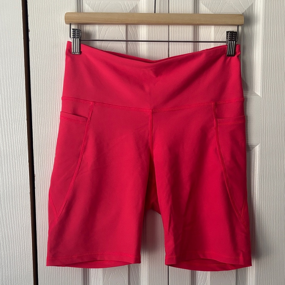 Old Navy Women's Bright Pink Bike Shorts